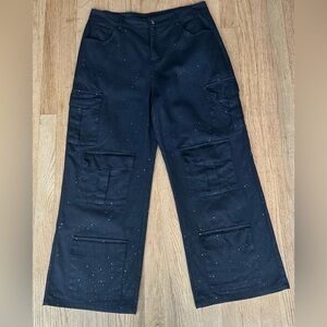 CARGO BLACK WITH SILVER SPARKLE HIGH WAIST/WIDE LEG PANTS (L)